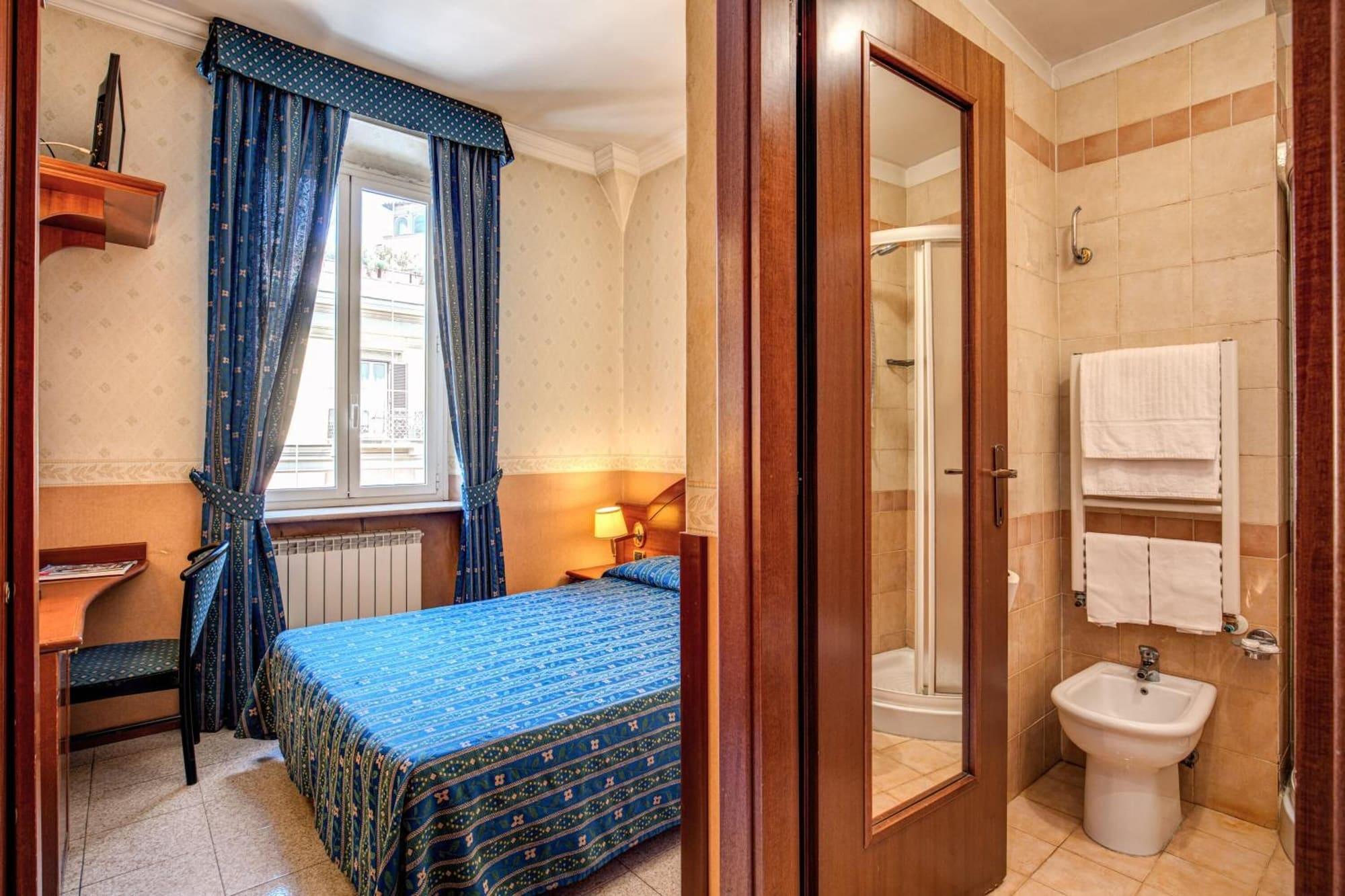 Hotel Verona Roma Esterno foto