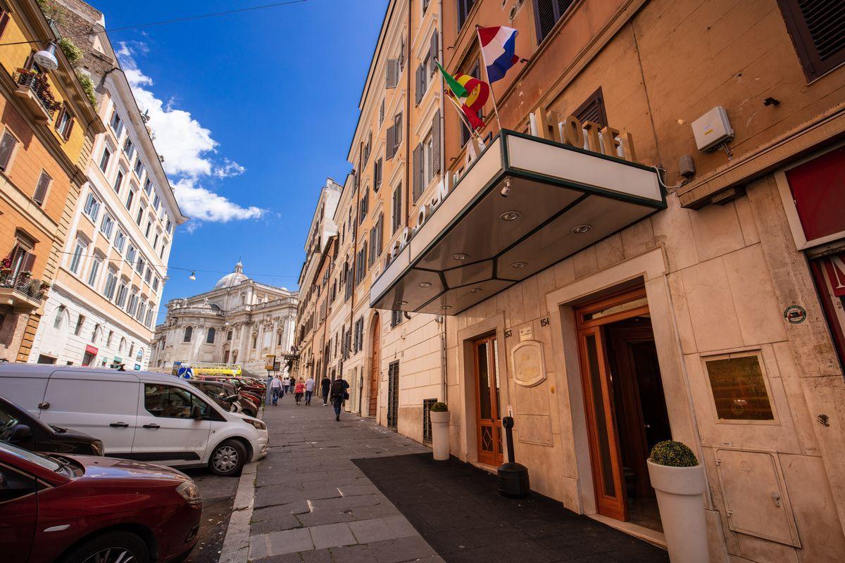 Hotel Verona Roma Esterno foto