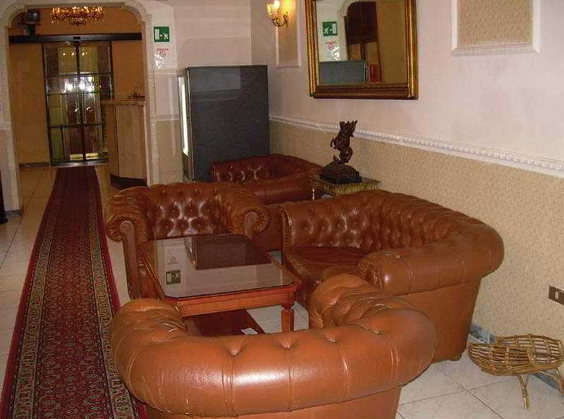 Hotel Verona Roma Esterno foto
