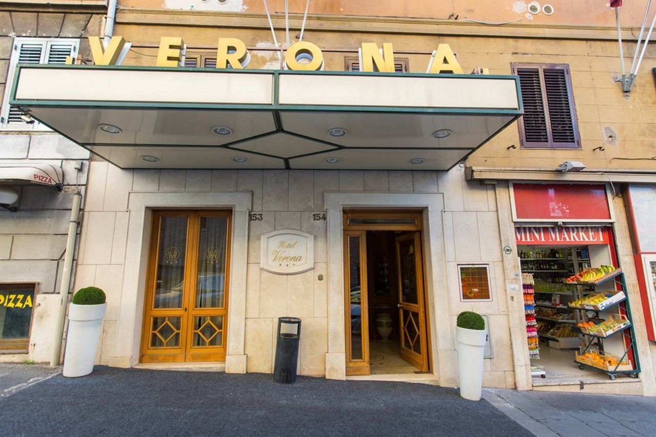 Hotel Verona Roma Esterno foto